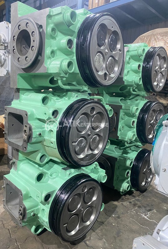 MAN 3240 CYLINDER HEADS
